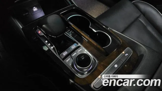 Kia K9 2019 thumb 9