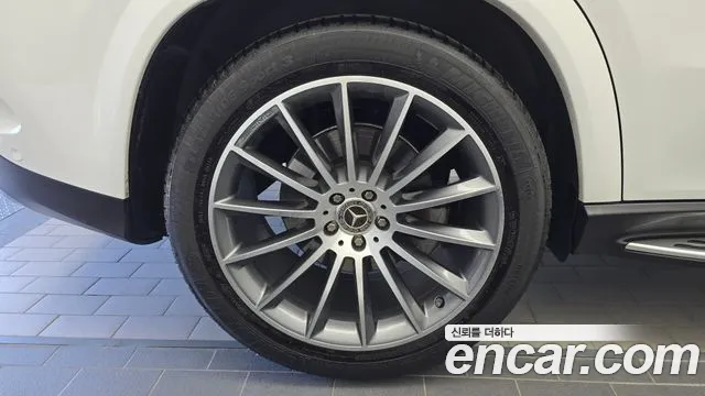 Mercedes-Benz GLE 2024 thumb 5