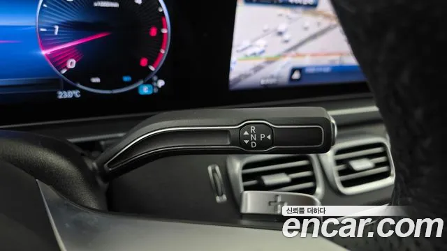 Mercedes-Benz GLE 2024 thumb 9