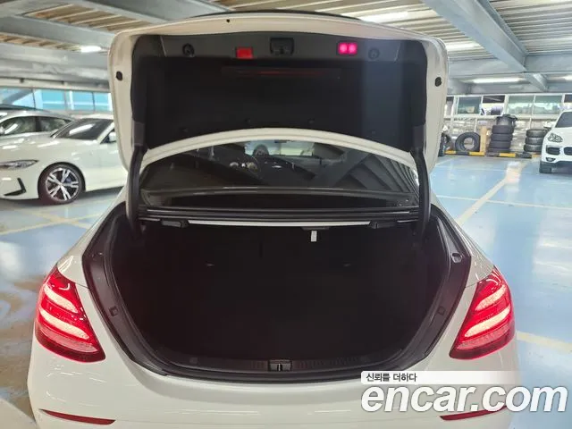 Mercedes-Benz E-Класс 2020 thumb 5