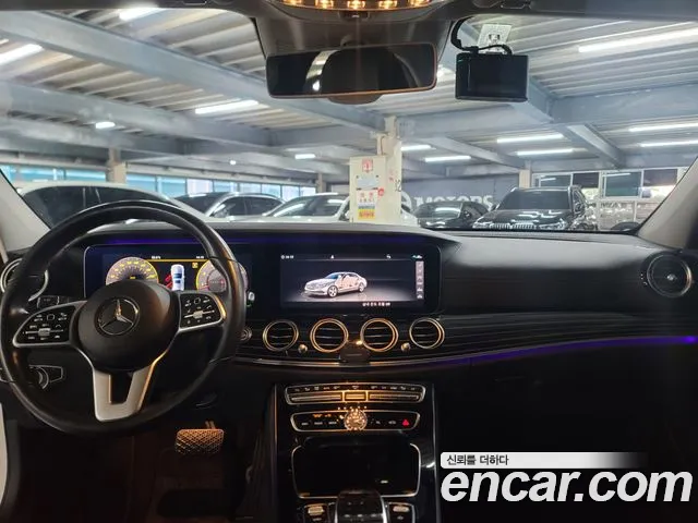 Mercedes-Benz E-Класс 2020 thumb 7