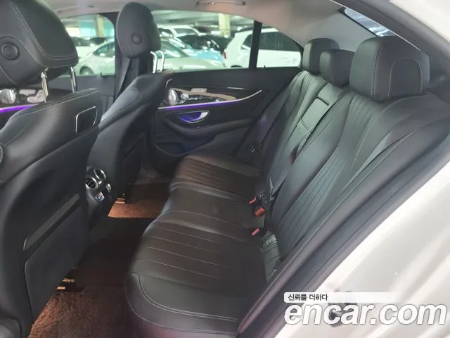 Mercedes-Benz E-Класс 2020 thumb 8