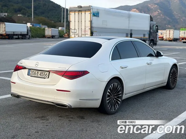Mercedes-Benz S-Класс 2022 thumb 4