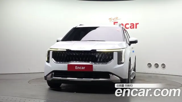Kia Carnival 2024 thumb 3