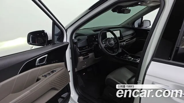 Kia Carnival 2024 thumb 10