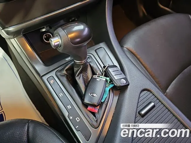 Kia K5 2015 thumb 8