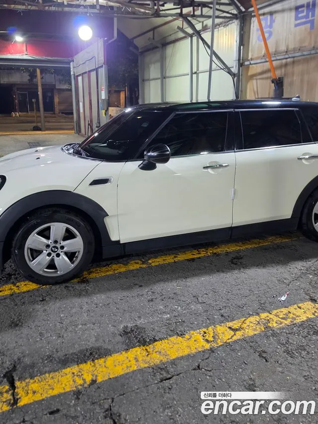 MINI Clubman 2017 thumb 4