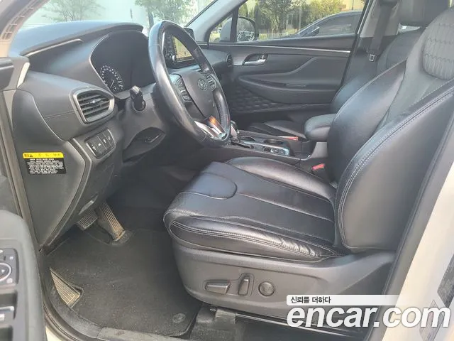 Hyundai Santa Fe 2019 thumb 10