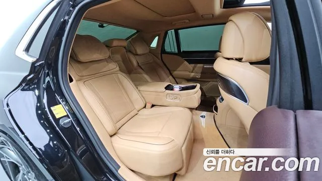 Genesis G90 2022 thumb 11