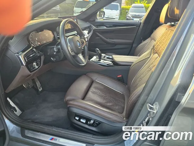 BMW 5-Series 2022 thumb 5