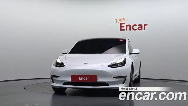Tesla Model 3 2021 thumb 3