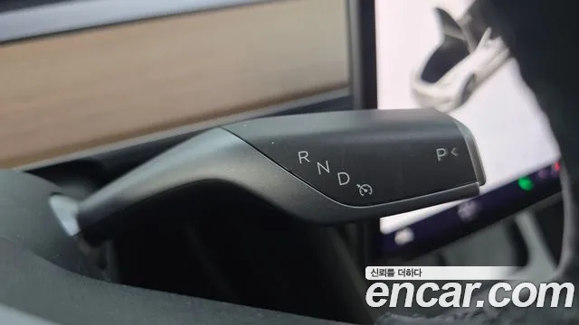 Tesla Model 3 2021 thumb 9