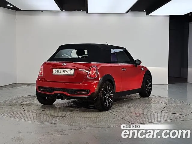 MINI Cooper Convertible 2015 thumb 4