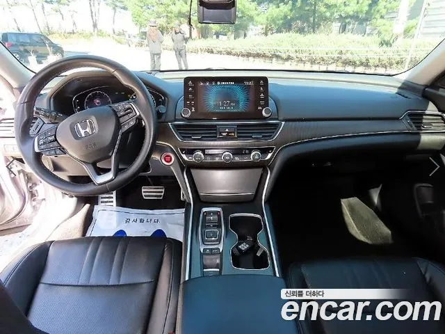 Honda Accord 2018 thumb 11