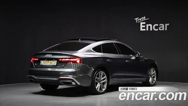 Audi A5 2022 thumb 2