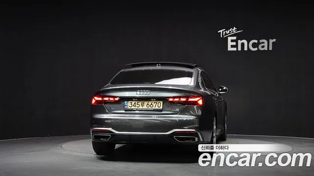 Audi A5 2022 thumb 4