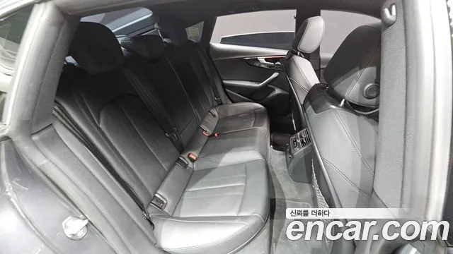 Audi A5 2022 thumb 11