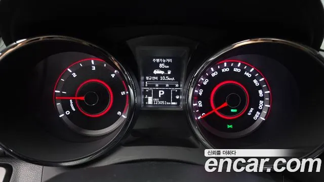 KG_Mobility_Ssangyong TIBOLI 2016 thumb 8