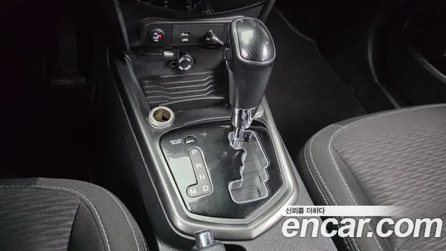 KG_Mobility_Ssangyong TIBOLI 2016 thumb 9