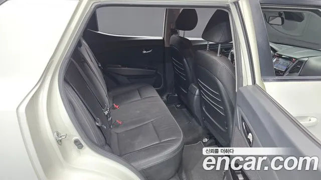 KG_Mobility_Ssangyong TIBOLI 2016 thumb 12