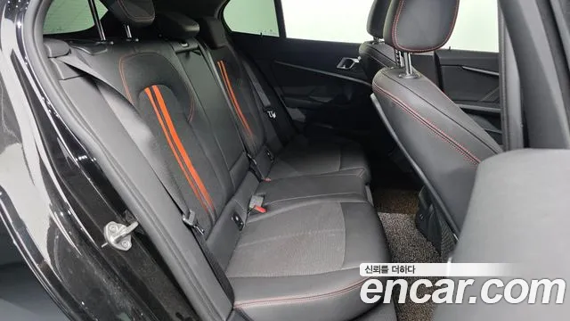 BMW 1-Series 2020 thumb 12