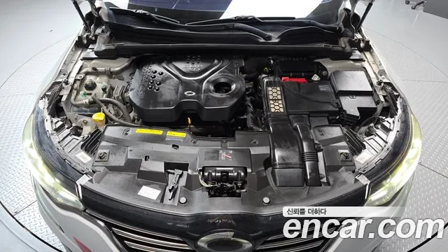 Renault-KoreaSamsung Megane 2017 thumb 6