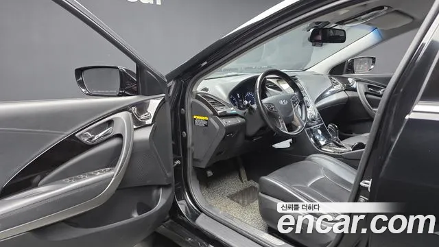 Hyundai Grandeur 2012 thumb 10