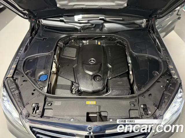 Mercedes-Benz S-Класс 2018 thumb 6