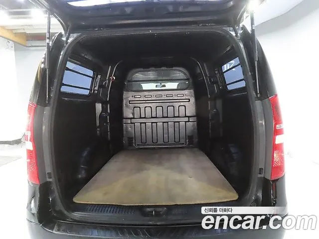 Hyundai Starex 2017 thumb 10