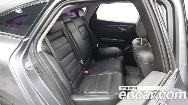 Renault-KoreaSamsung Megane 2016 thumb 11
