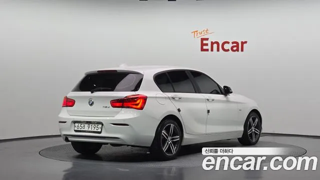 BMW 1-Series 2017 thumb 2