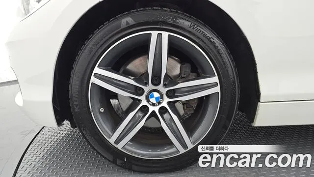 BMW 1-Series 2017 thumb 5