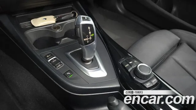 BMW 1-Series 2017 thumb 9