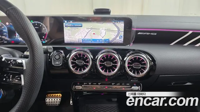 Mercedes-Benz CLA 2025 thumb 12