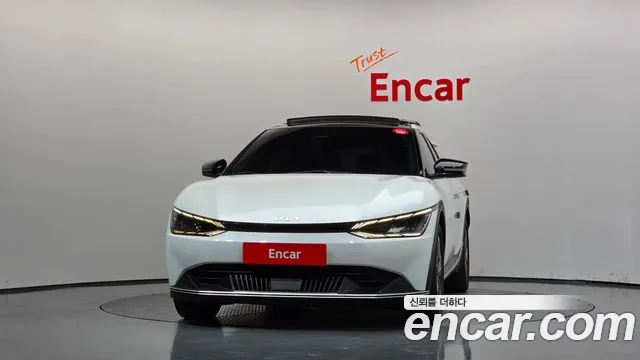 Kia EV6 2022 thumb 3