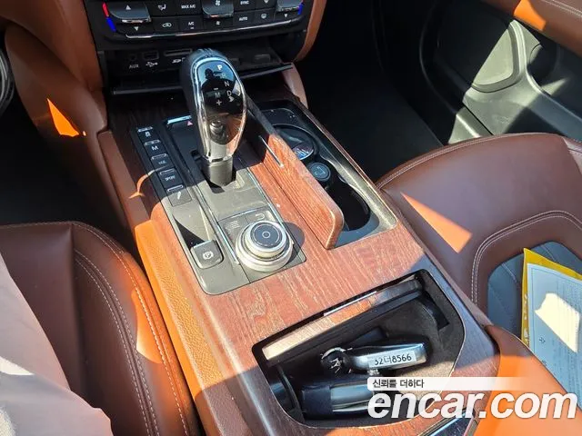 Maserati Quattroporte 2018 thumb 8