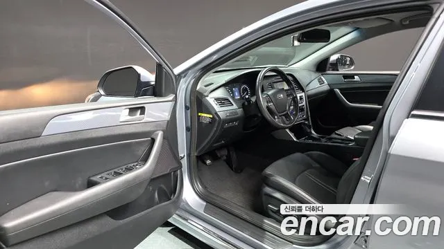 Hyundai Sonata 2016 thumb 10