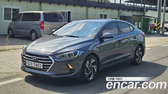 Hyundai Avante 2017 thumb 12