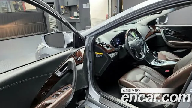 Hyundai Grandeur 2015 thumb 11