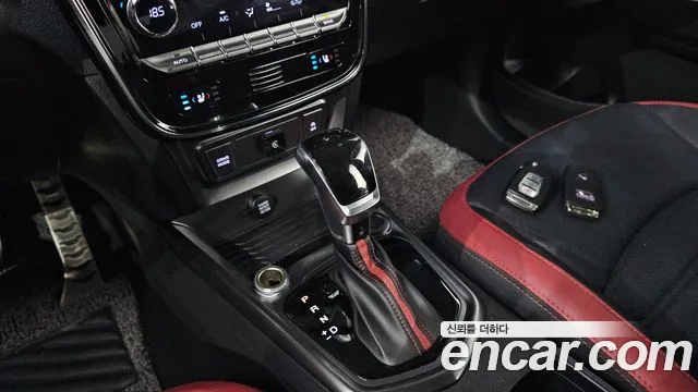 KG_Mobility_Ssangyong TIBOLI 2019 thumb 9