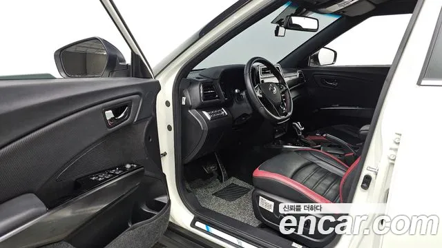 KG_Mobility_Ssangyong TIBOLI 2019 thumb 10