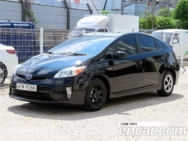 Toyota Prius 2014 thumb 2