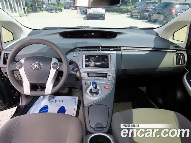 Toyota Prius 2014 thumb 7