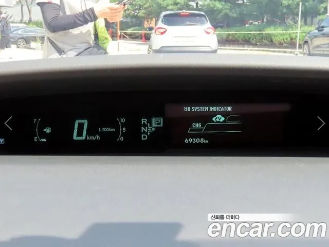 Toyota Prius 2014 thumb 9