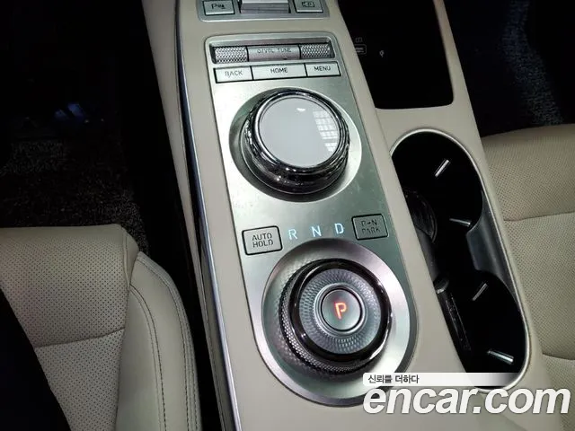 Genesis GV70 2022 thumb 9