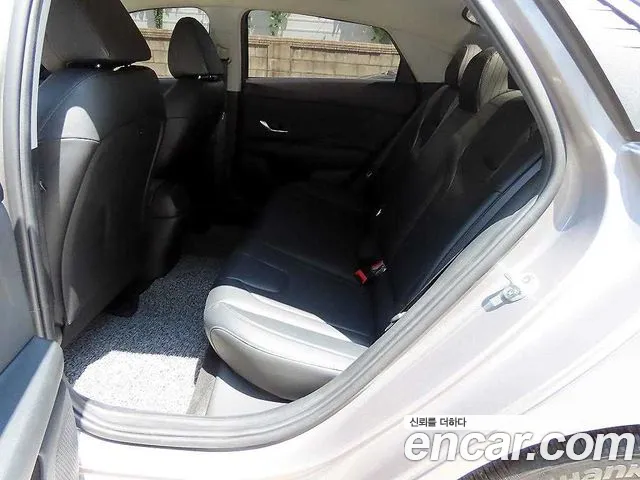 Hyundai Avante 2021 thumb 6