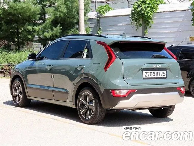 Kia Niro 2022 thumb 3