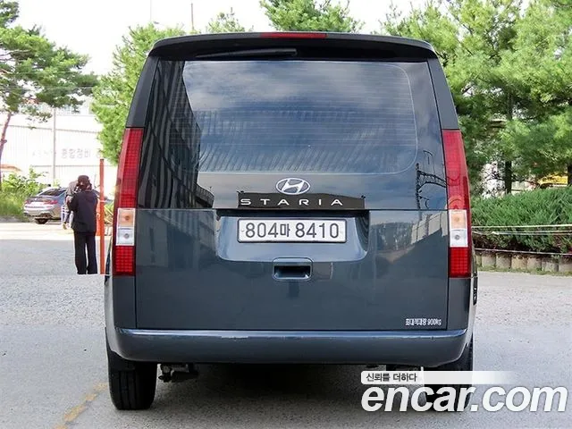 Hyundai Staria 2022 thumb 4