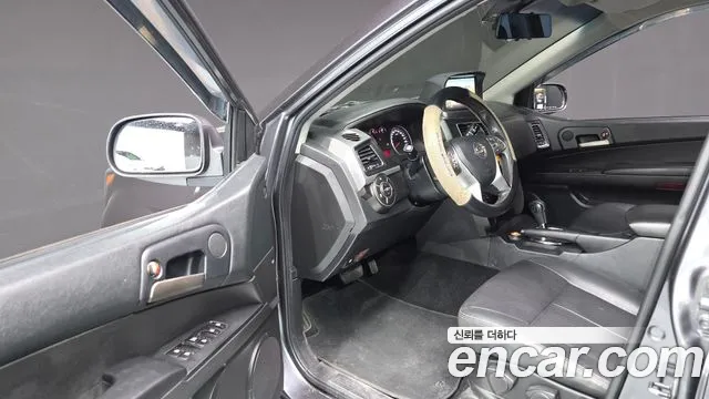 KG_Mobility_Ssangyong KORANDO 2017 thumb 10