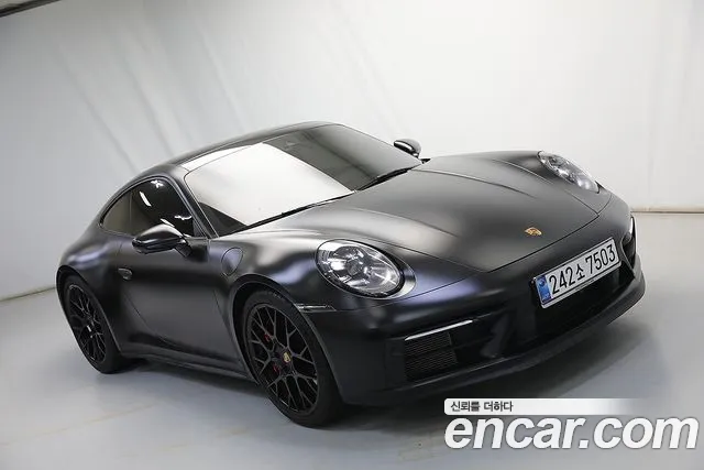 Porsche 911 2024 thumb 12